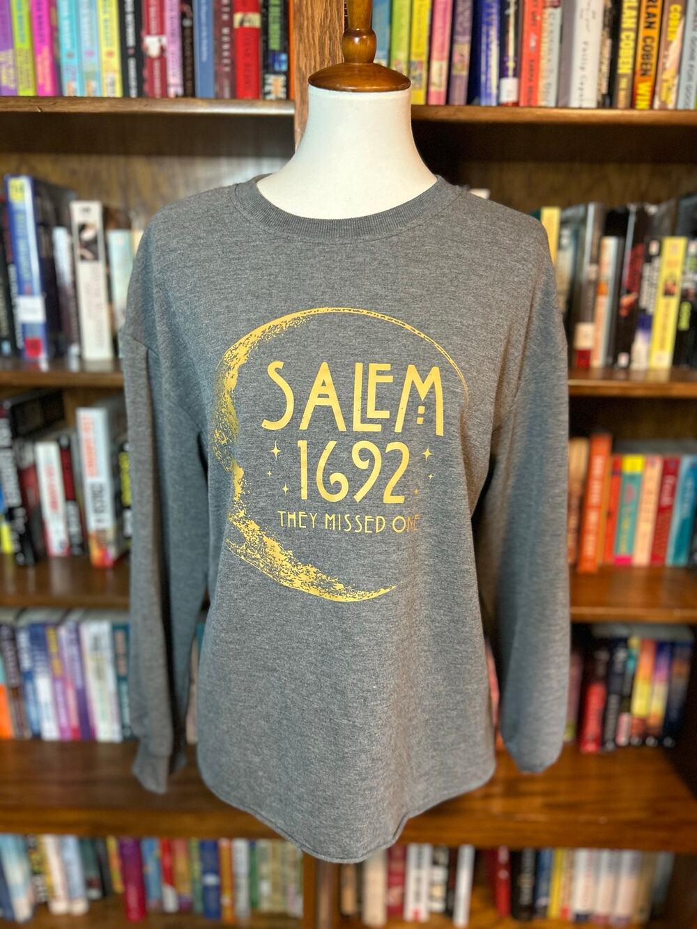Fun long sleeved Salem witch shirt large